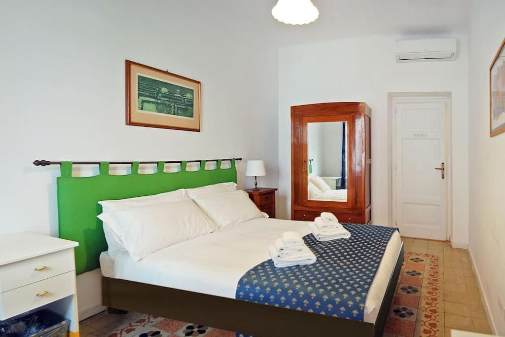 Near Colosseum By Varental 2Br + 1Sb Rom Exterior foto
